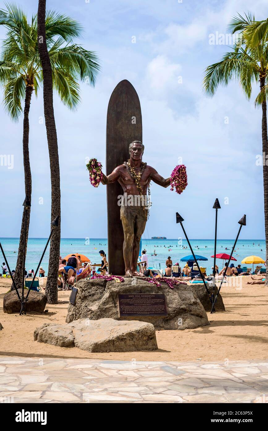 Duke Kahanamoku iconic statue, considered â€œThe father of modern surf' Stock Photo