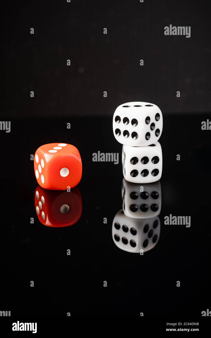 Risk vs reward hi-res stock photography and images - Alamy