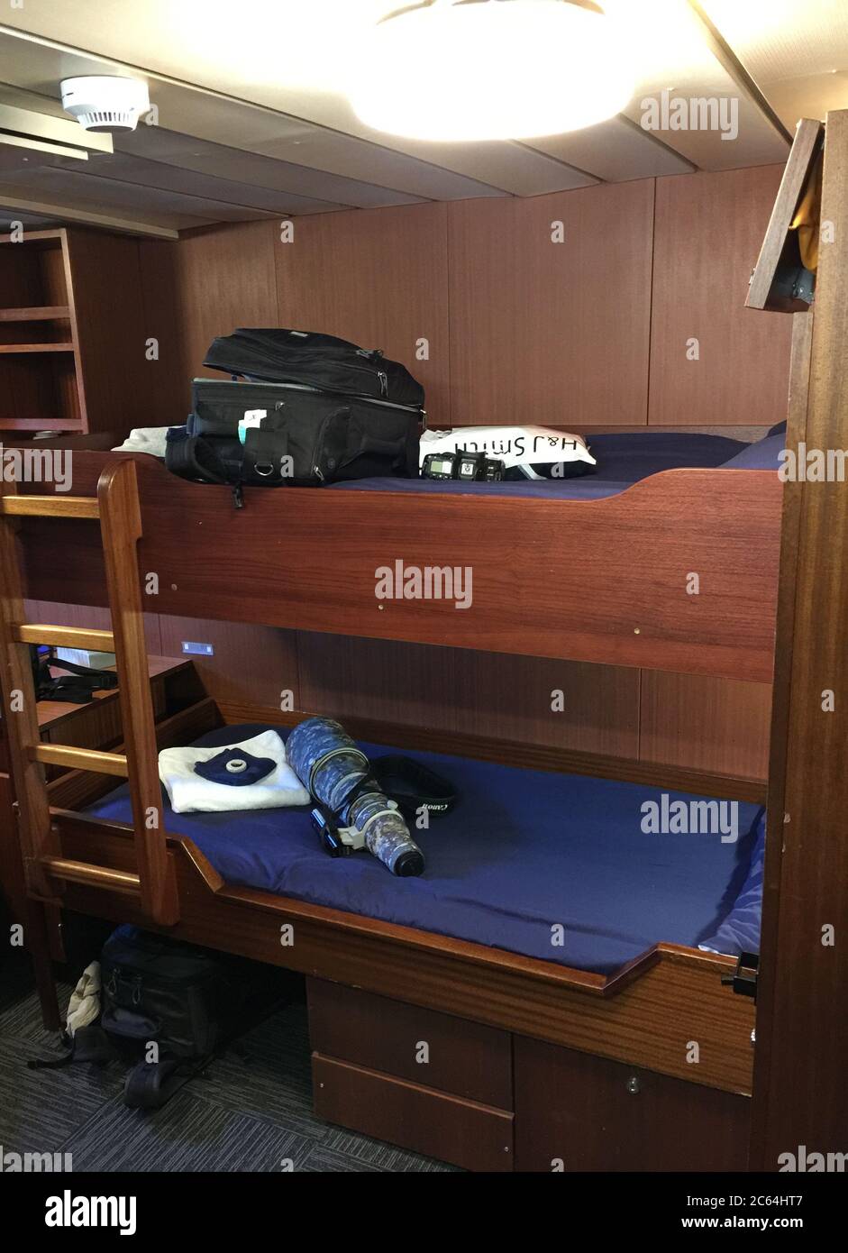 Bunk bed ship hires stock photography and images Alamy
