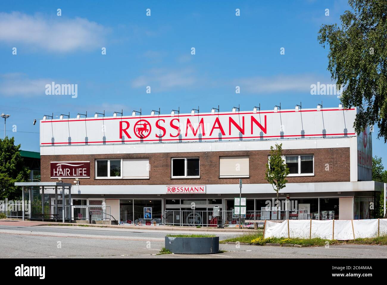 Rossmann ist eine deutsche Drogeriemarktkette mit Sitz in Burgwedel Stock Photo