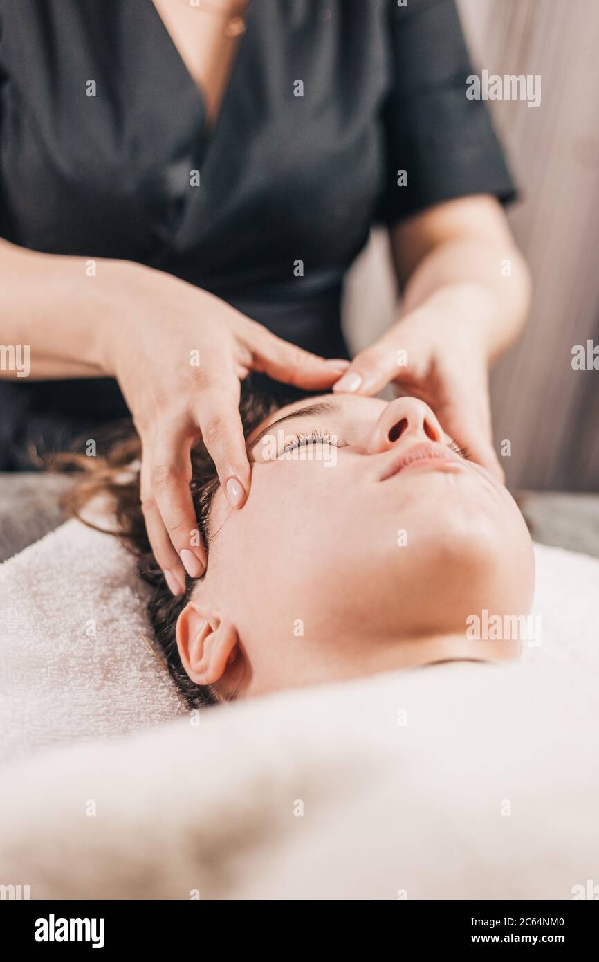 Massage Parlar Com