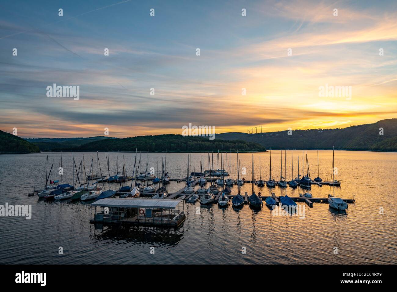 Floating Jetties High Resolution Stock Photography And Images Alamy