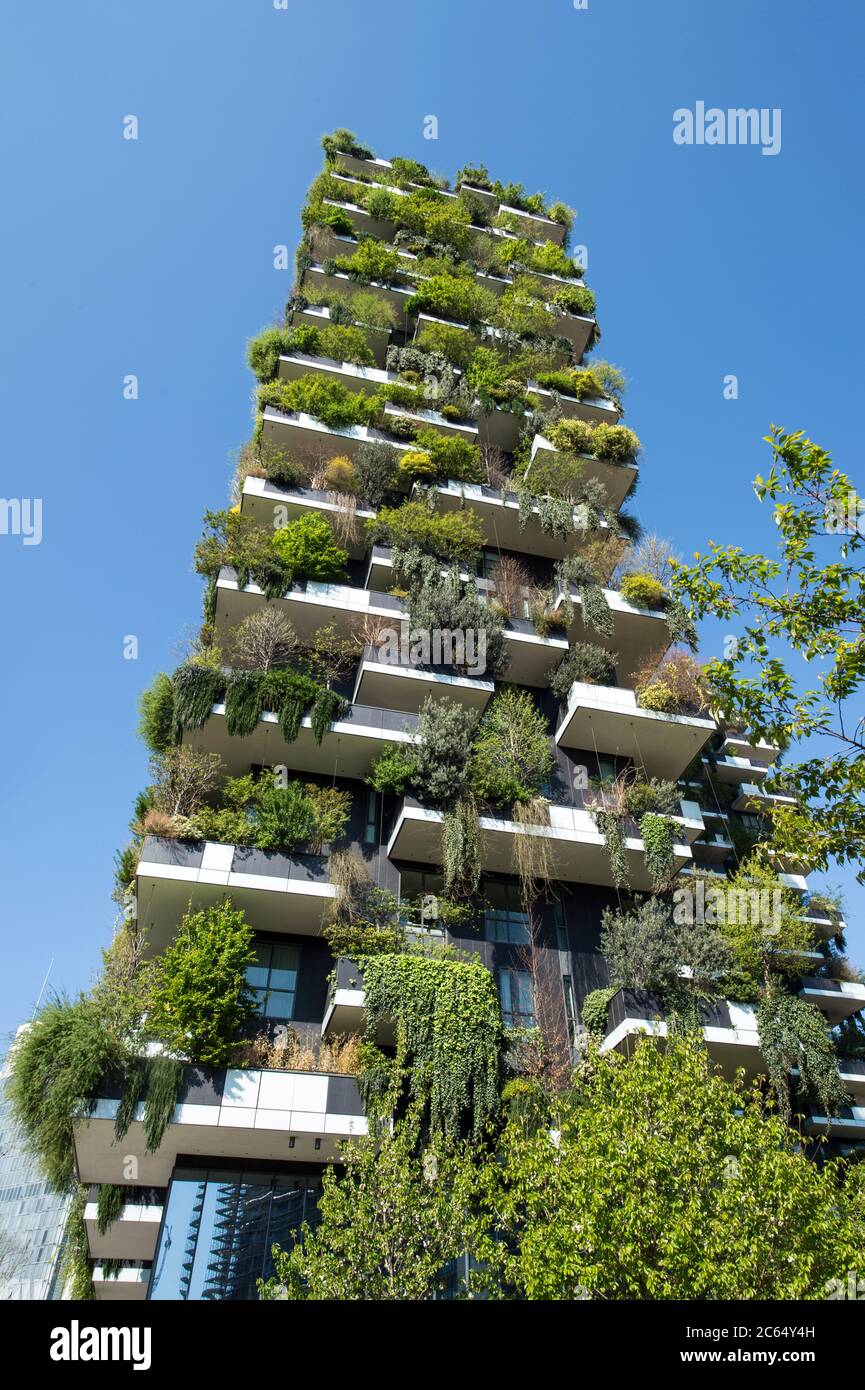 Italy, Lombardy, Milan, Bosco Verticale apartment building Stock Photo