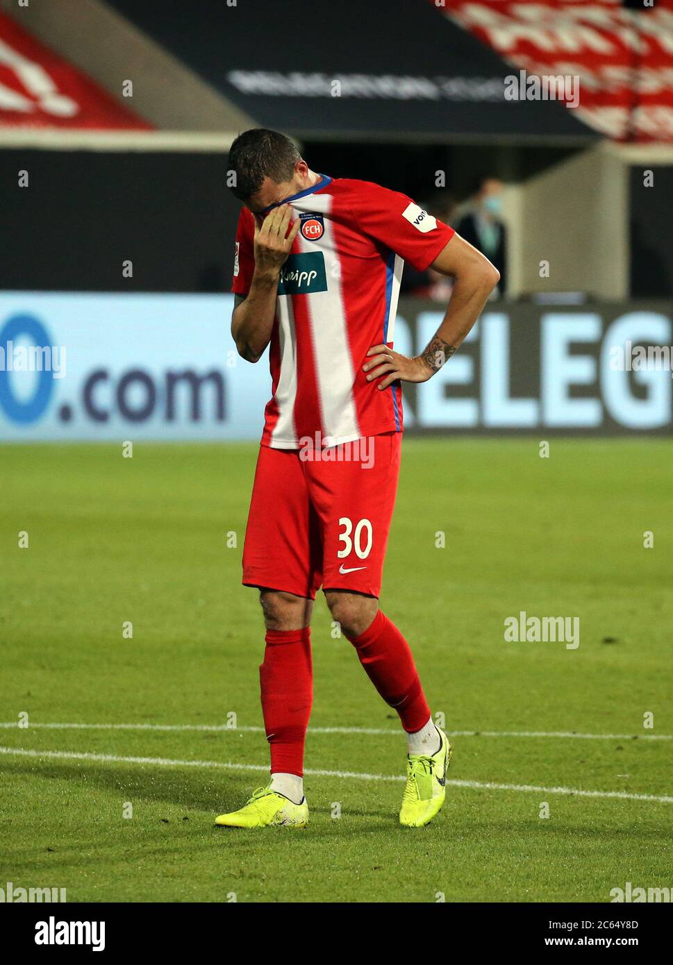 Heidenheim Deutschland 06th July 2020 Firo Football Football 06 07 2020 Relegation Game Relegation 2020 To 1 Bundesliga Heidenheim Werder Bremen Game Of Disappointment Disappointment Tears Norman Theuerkauf Fc Heidenheim Dfb Dfl