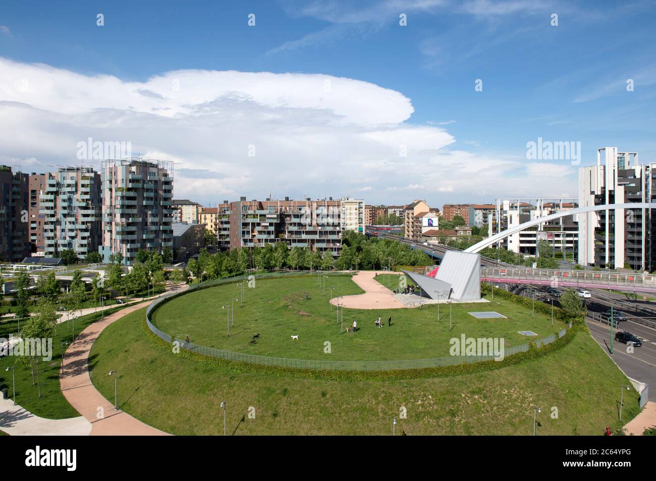 Alfa romeo italy building hi-res stock photography and images - Alamy