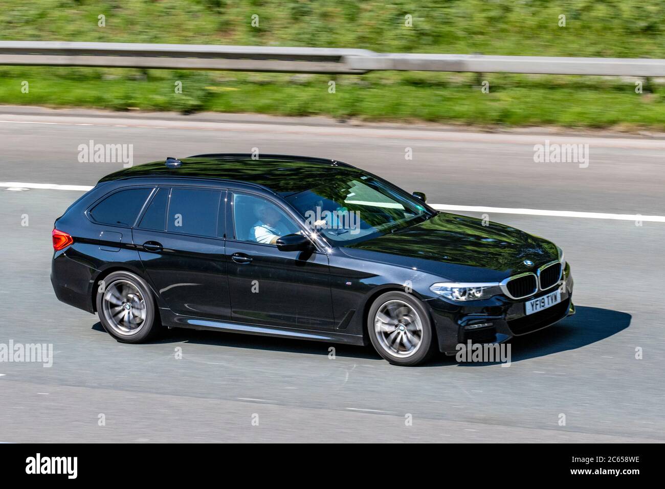 Bmw m series black hi-res stock photography and images - Alamy
