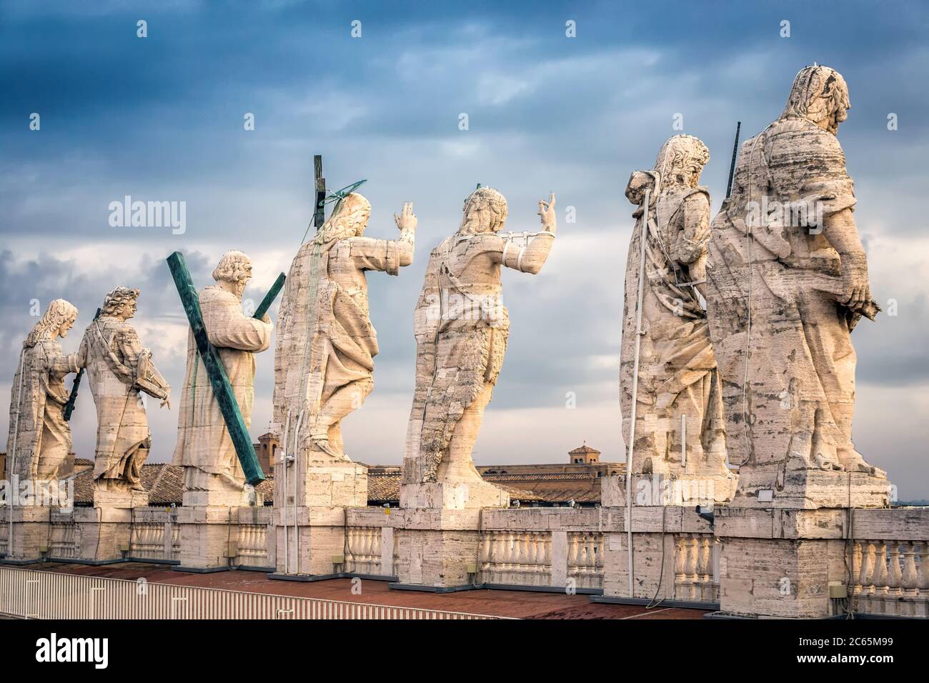 St. Peter's Basilica Statues on the Roof, Vatican City Stock Photo