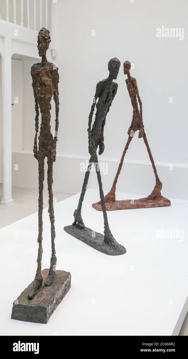 The walking man i giacometti hi-res stock photography and images - Alamy