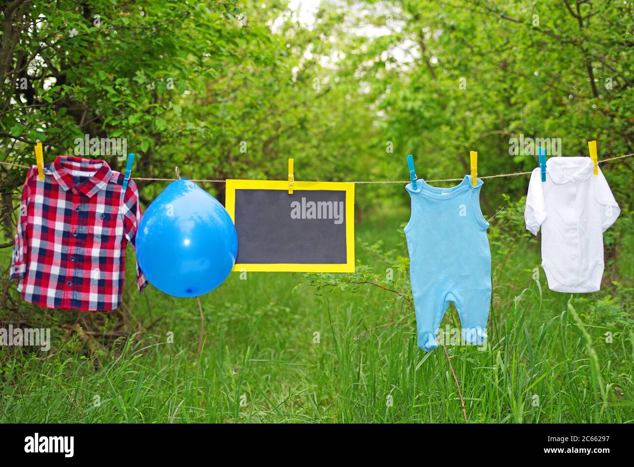 Child clothes dryer hires stock photography and images Alamy