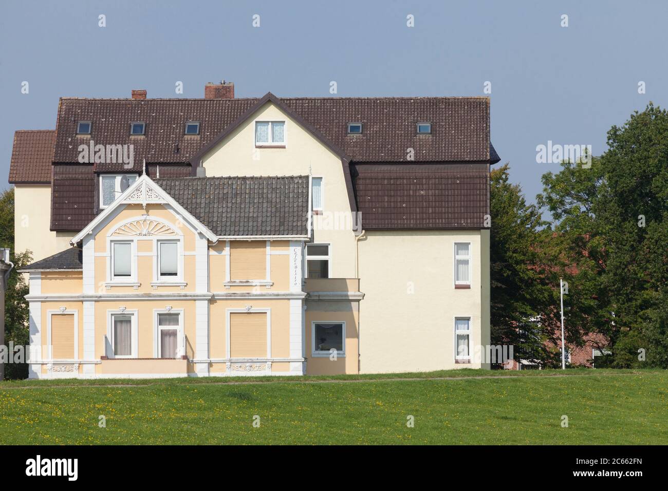 Old houses in cuxhaven grimmershorn hires stock photography and images