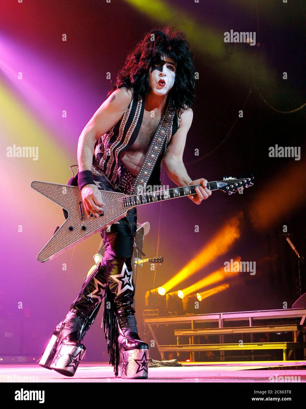 Paul Stanley perform with KISS at the Hard Rock Live Arena in Hollywood,  Florida Stock Photo - Alamy