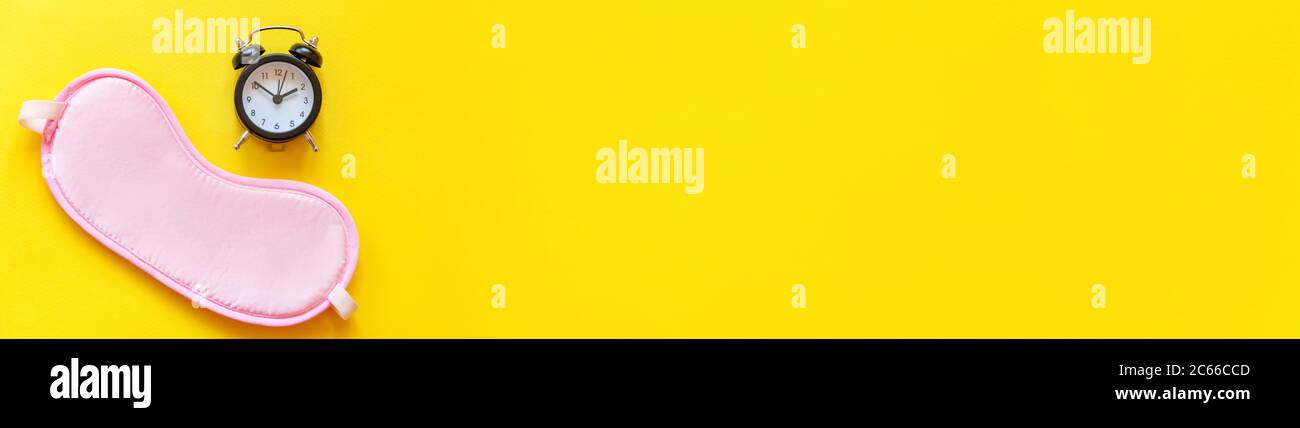 Download Yellow Eye Mask High Resolution Stock Photography And Images Alamy PSD Mockup Templates