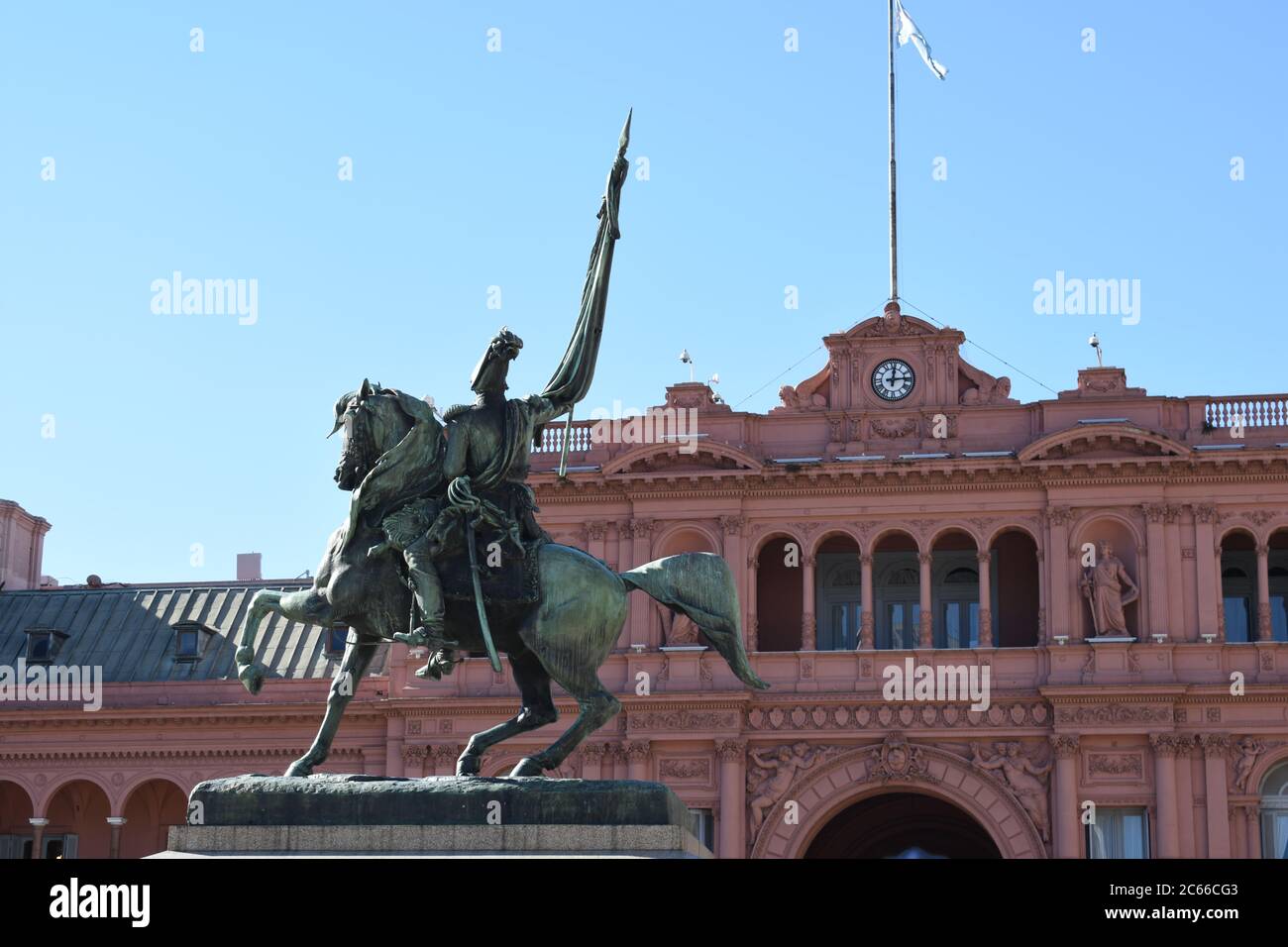 BUENOS AIRES CITY. ARGENTINA, JUNE 16, 2018. Monument of San Martin and the pink house betterment in Buenos Aires Stock Photo