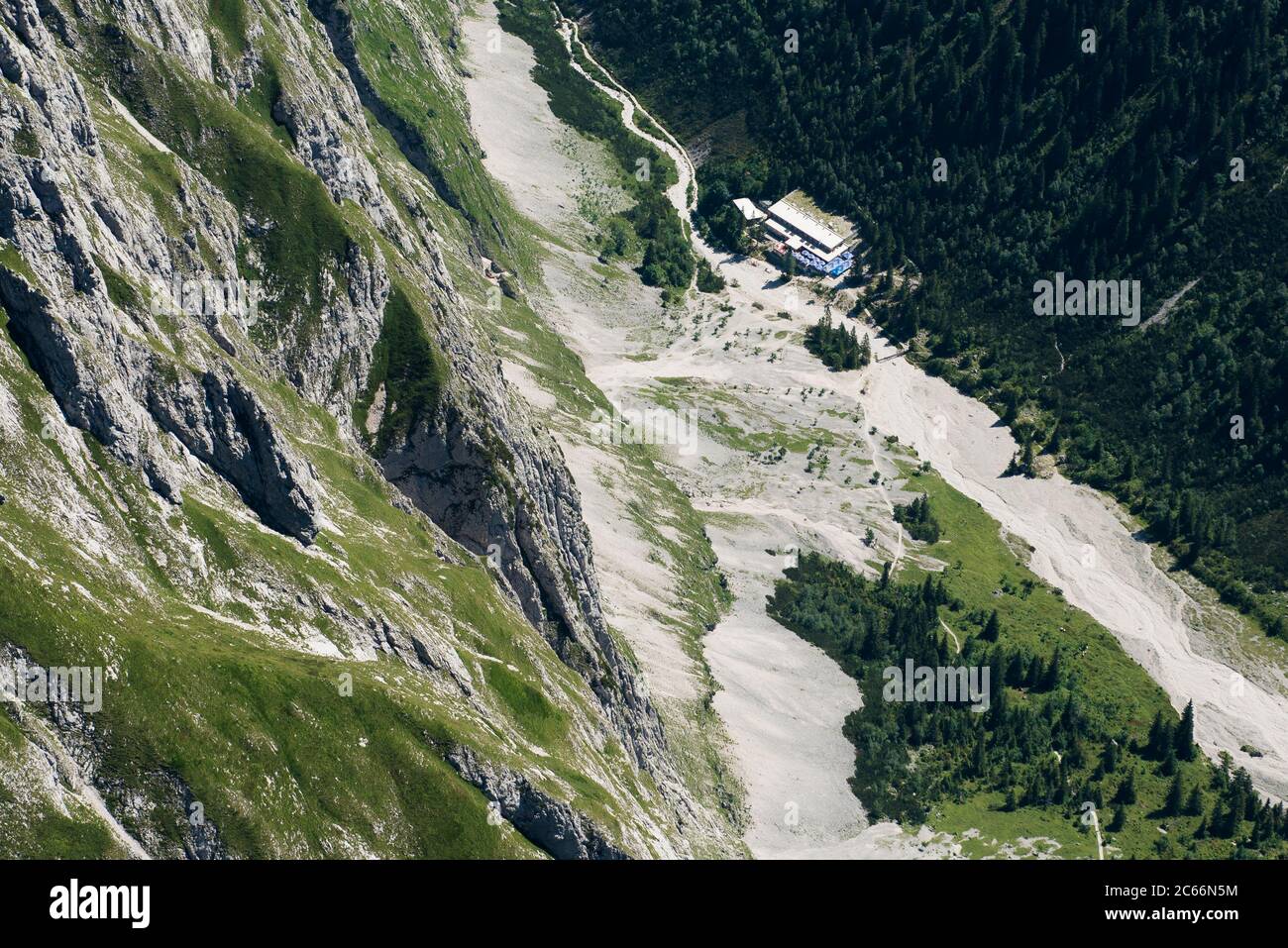 Höllental Valley with Höllentalangerhütte Mountain Hut, aerial view, Garmisch-Partenkirchen, Bavaria, Germany Stock Photo