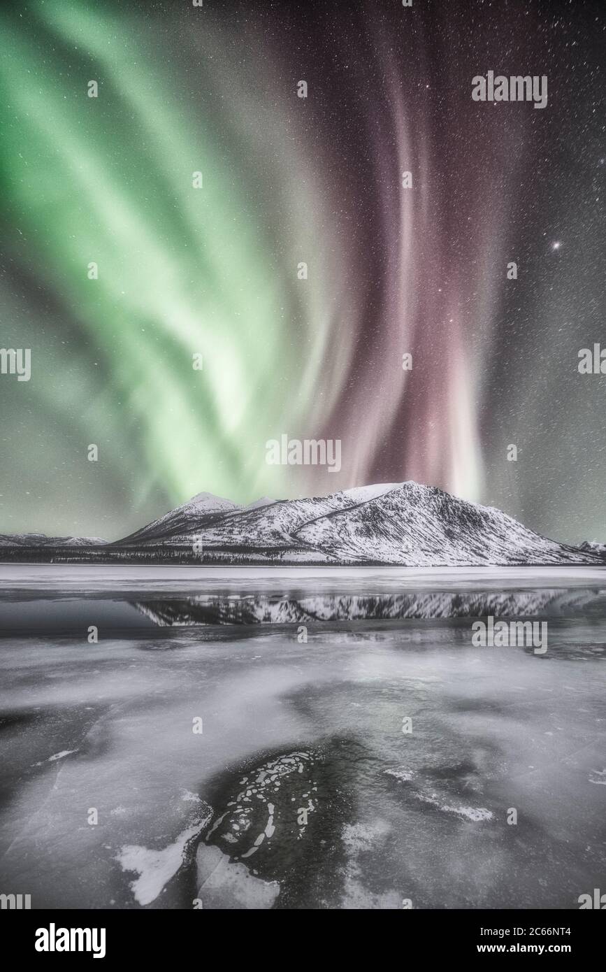 Yukon territory northern lights hi-res stock photography and images - Alamy