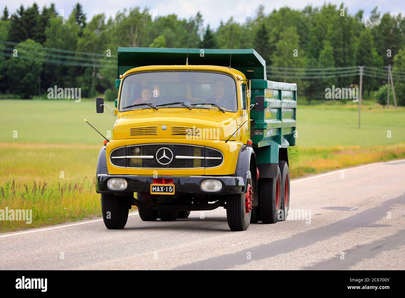 Old Mercedes Truck High Resolution Stock Photography And Images Alamy Old Mercedes Truck High Resolution Stock Photography And Images Alamy