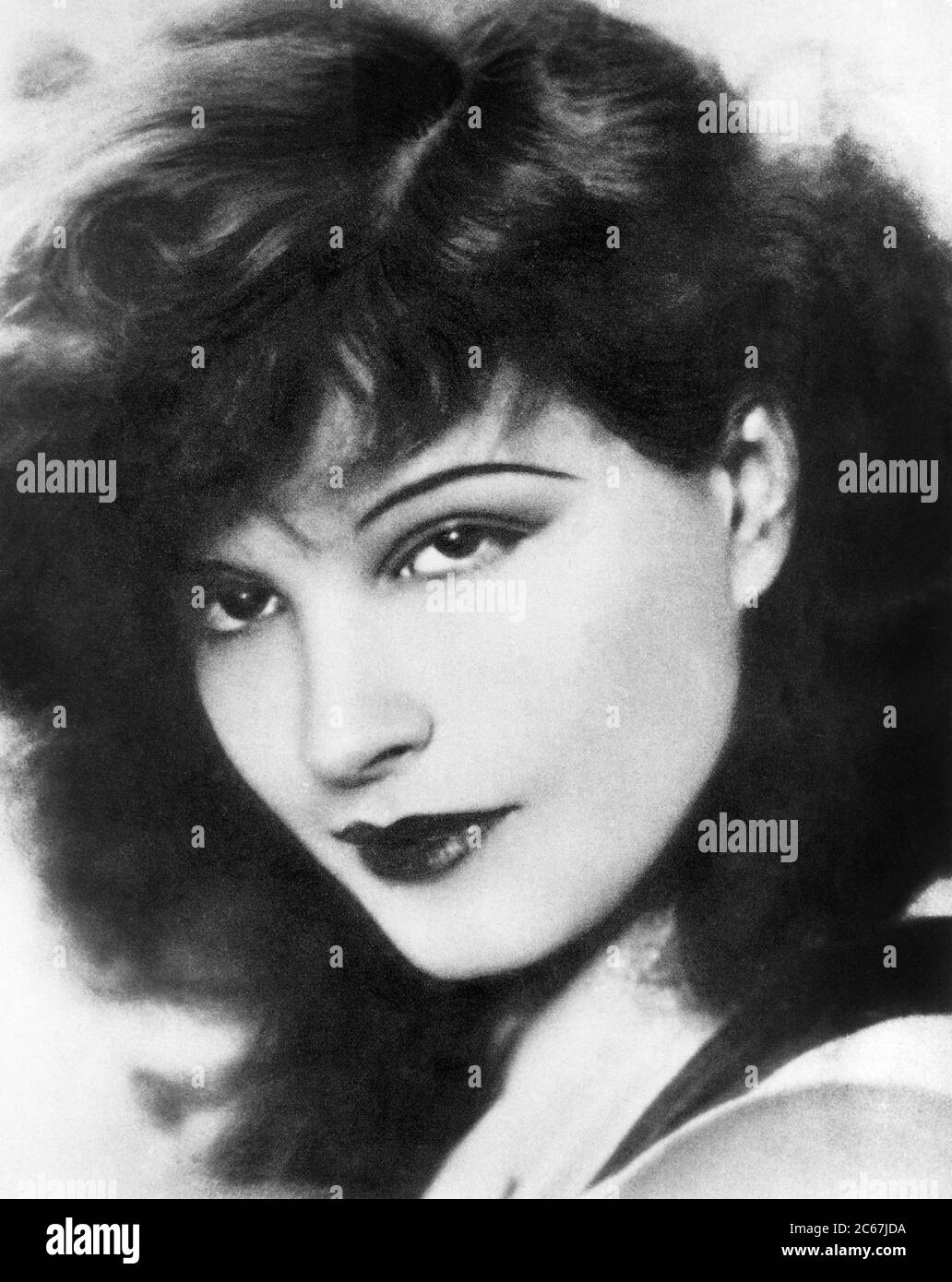 Actress lili damita hi-res stock photography and images - Alamy