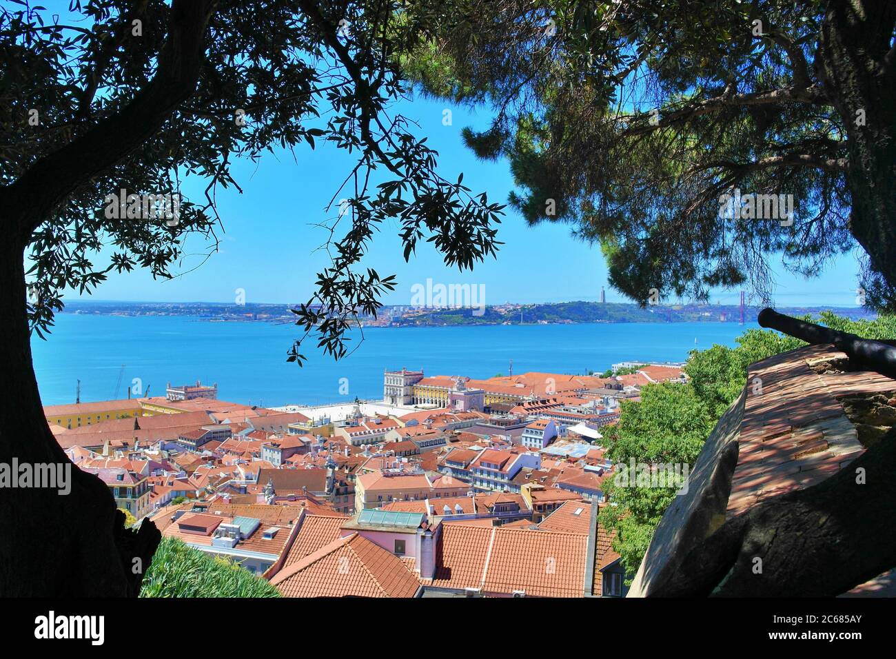 View lisbon river bridge hi res stock photography and images Alamy View lisbon river bridge hi res stock photography and images Alamy