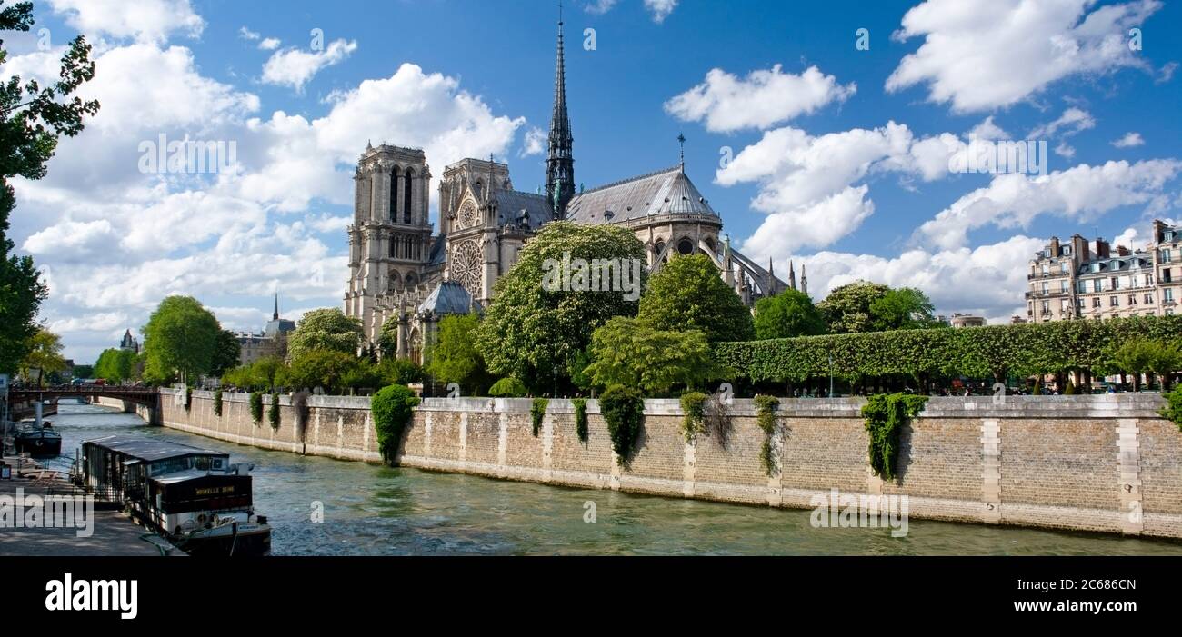 Seine River and Notre Dame Cathedral, Paris, France Stock Photo