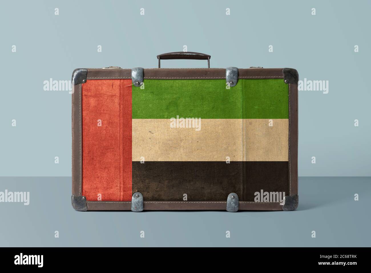 emirates hand luggage