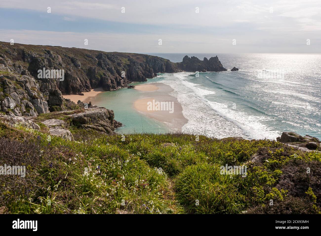 Pedn Vounder Beach and Treryn Dinas, Penwith Peninsula, West Cornwall, UK, in early Spring Stock Photo