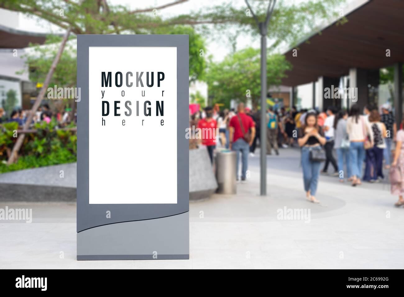 Download Blank White Screen City Sale Advertisement Billboard Lightbox Mockup Street Poster Advertisement Light Board Mock Up With Blurred People On The Shopp Stock Photo Alamy