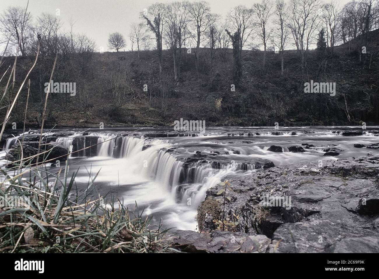 Aysgarth Falls In Winter River Ure Yorkshire Dales England UK Stock 
