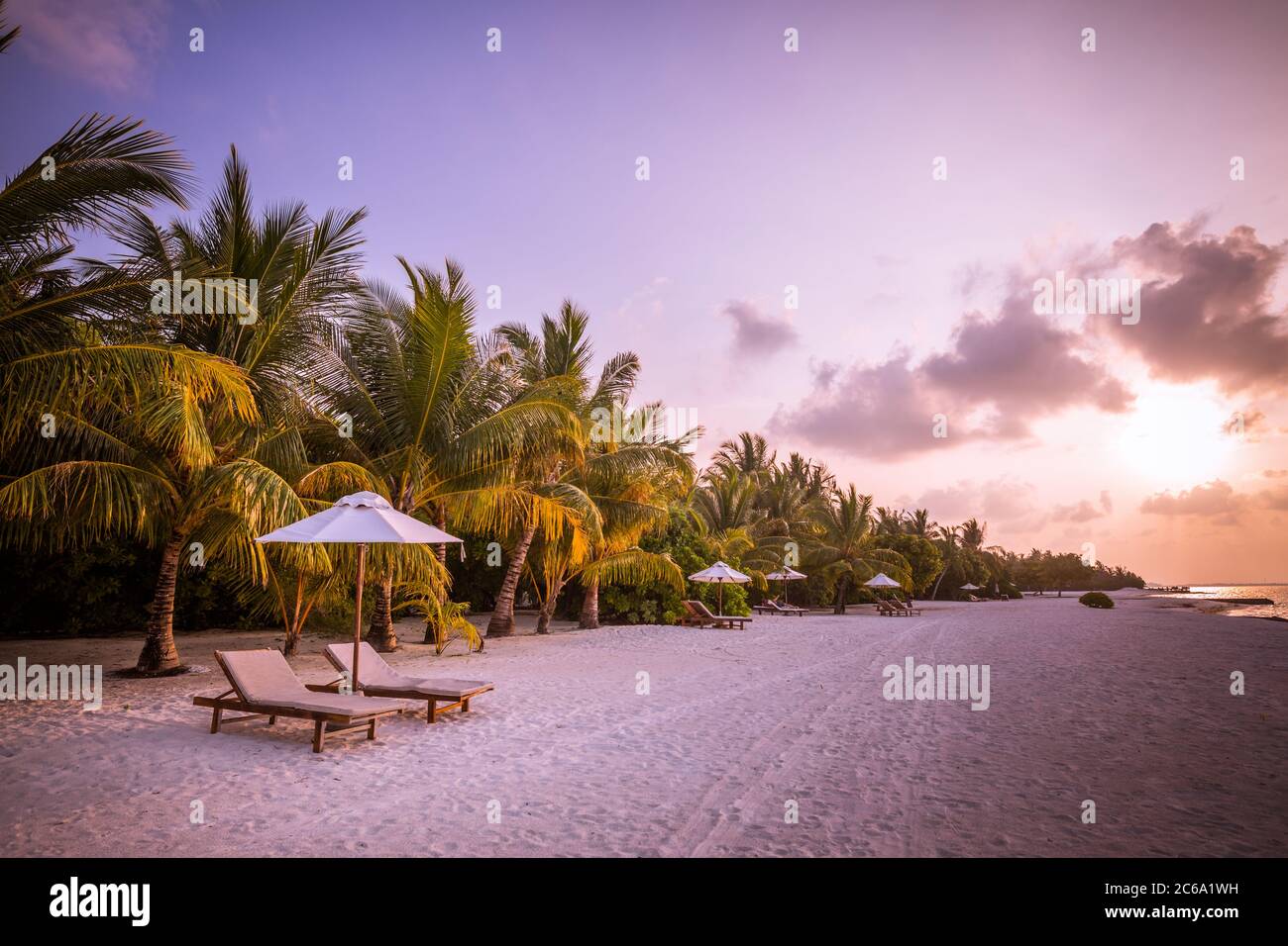 Tranquil scenery hi-res stock photography and images - Alamy