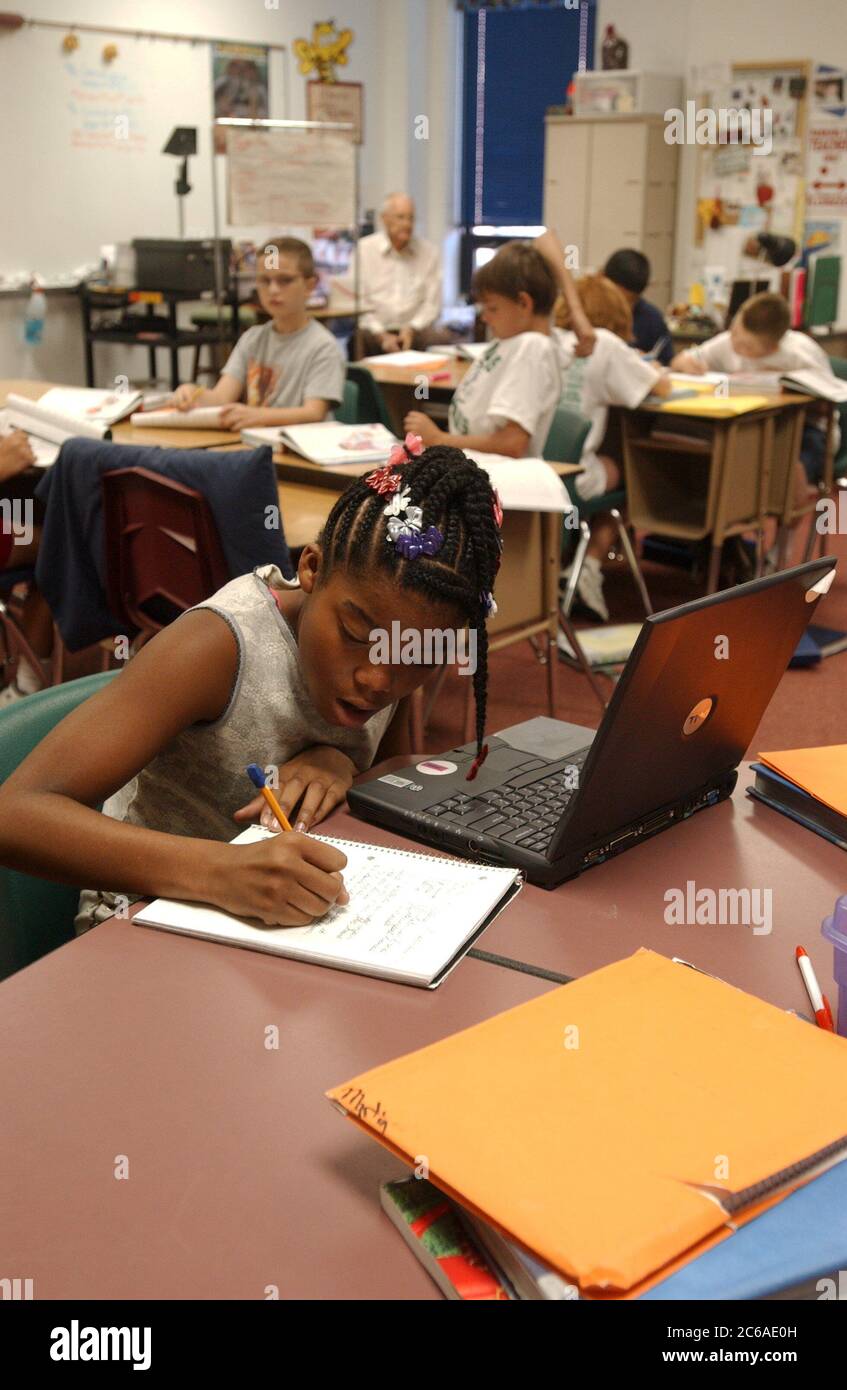 Gun Barrel City, Texas September 9, 2003 Education at Lakeview and