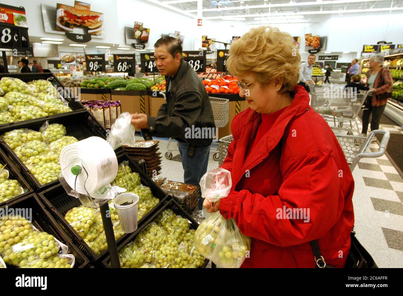 Walmart store fruit hires stock photography and images Alamy