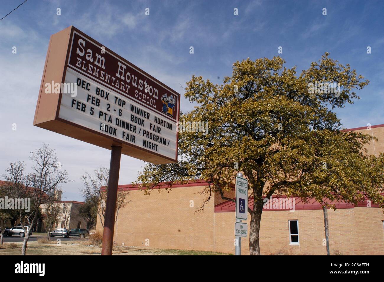 February 19, 2004, Midland, Texas USA: Sam Houston Elementary School, where George W. Bush attended primary school.  ©Bob Daemmrich Stock Photo