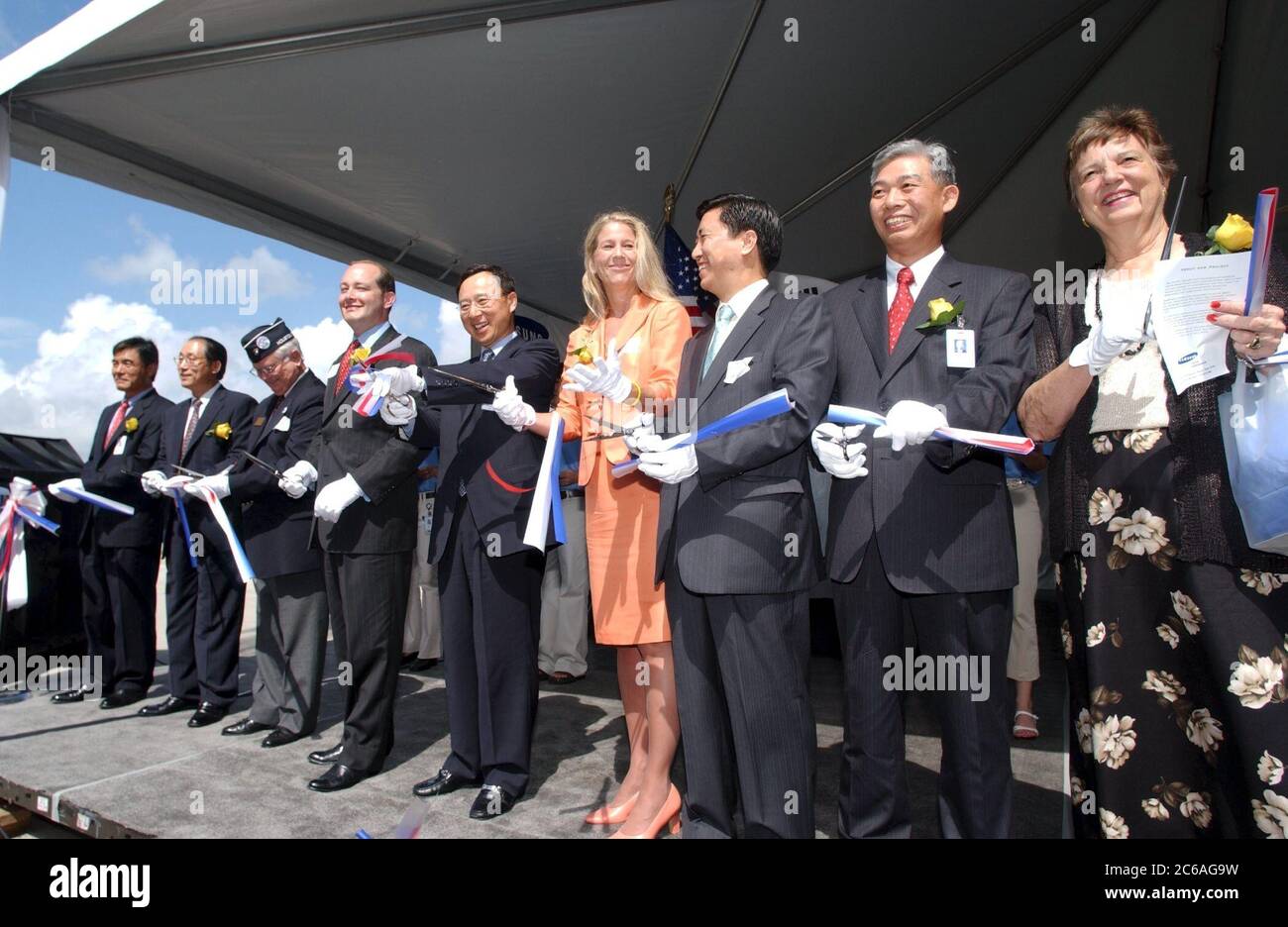 Yoon woo hi-res stock photography and images - Alamy