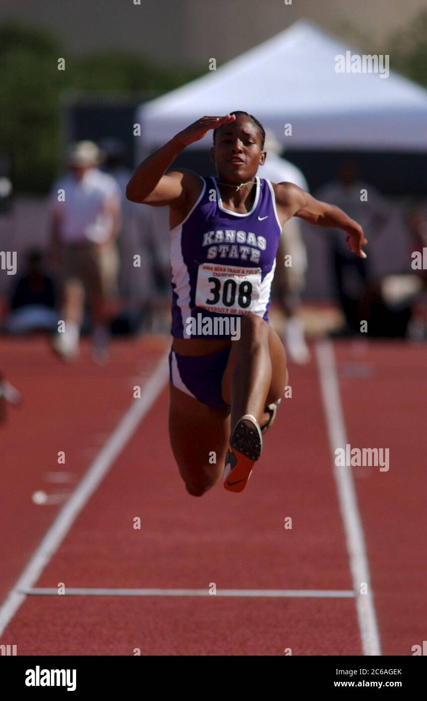 Black athlete long jump hi res stock photography and images Alamy