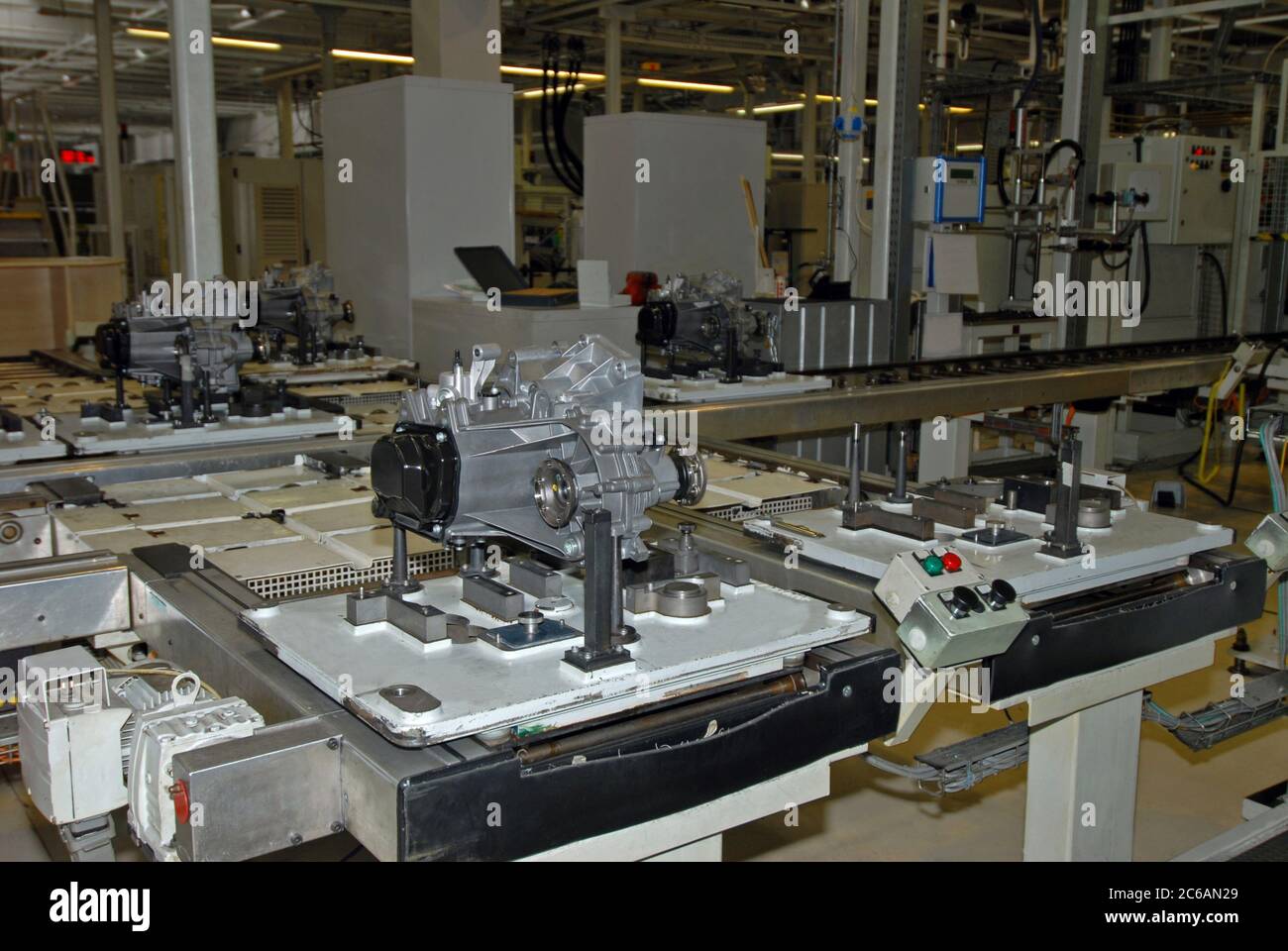 gearbox production line Stock Photo Alamy