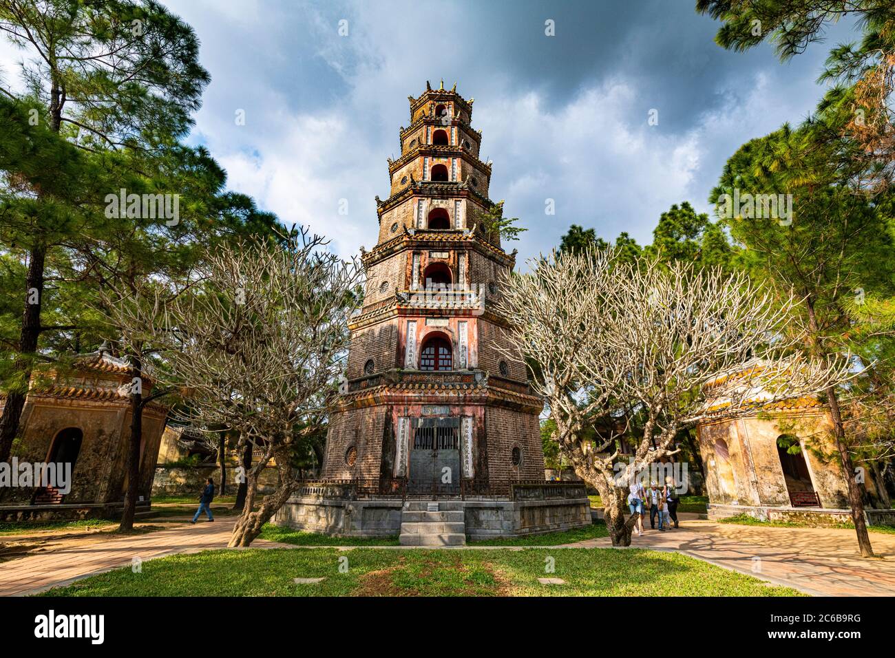 Pagoda of the Celestial Lady (Thien Mu Pagoda), Hue, UNESCO World Heritage Site, Vietnam, Indochina, Southeast Asia, Asia Stock Photo