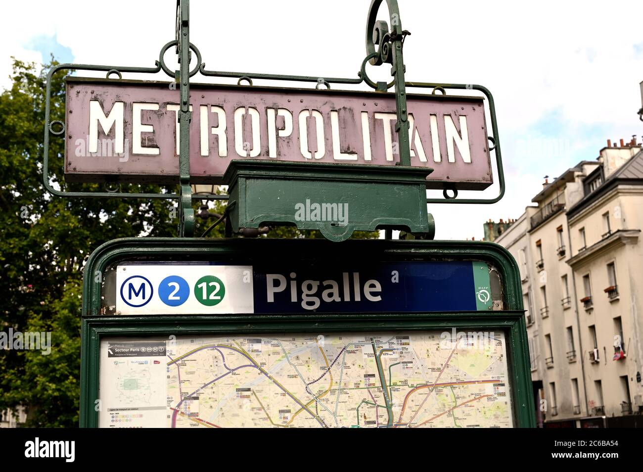 Paris metro map hi-res stock photography and images - Alamy