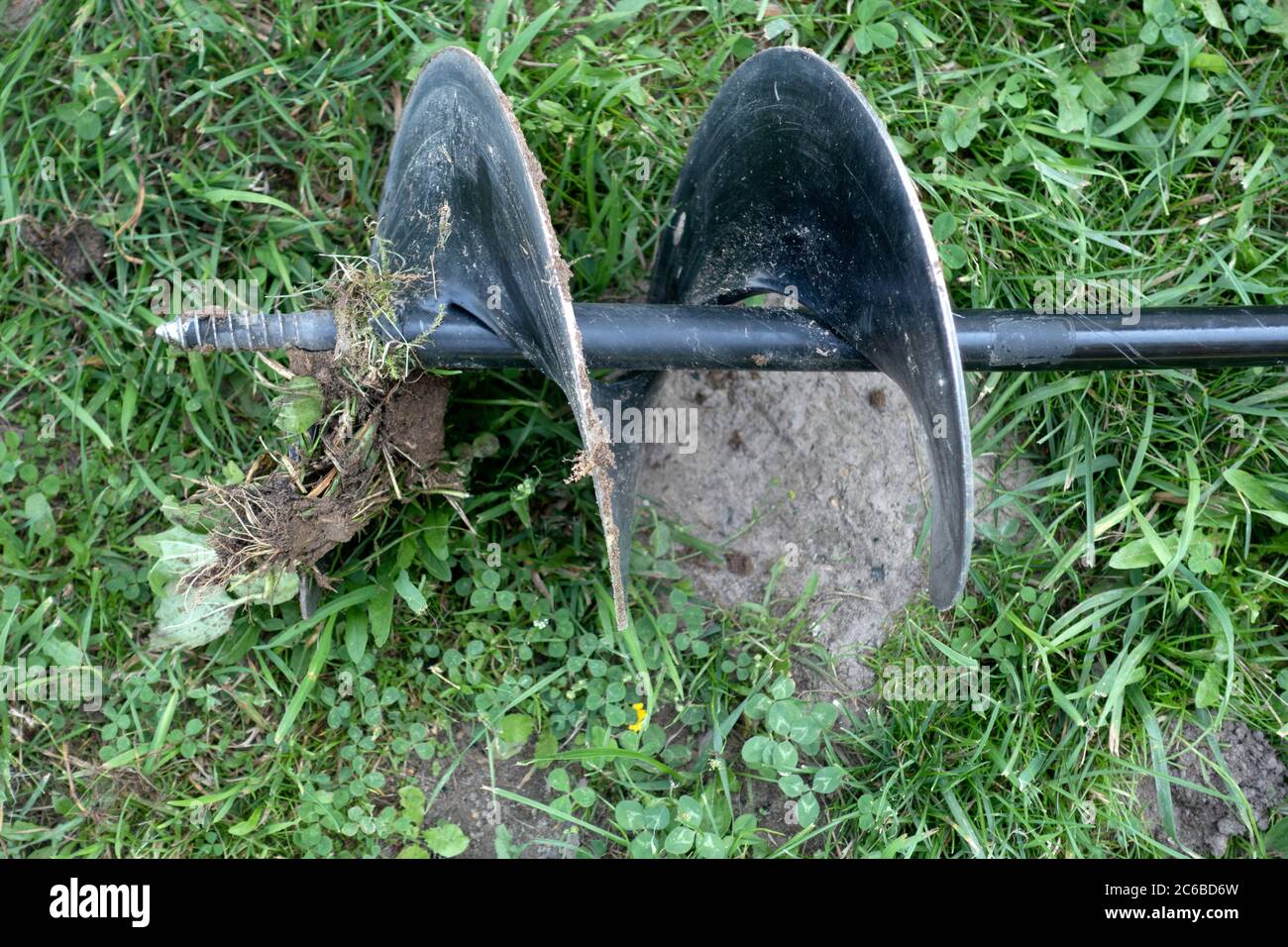 Tree planting store hole digger