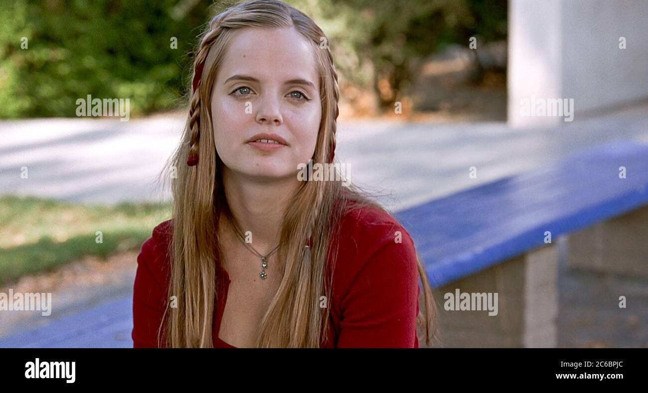 Italiyalik ayol internetda notanish odamlar bilan jinsiy aloqada bo‘lishga arziydi. 2001 yildagi velosipedchilarning onlayn porno videosi