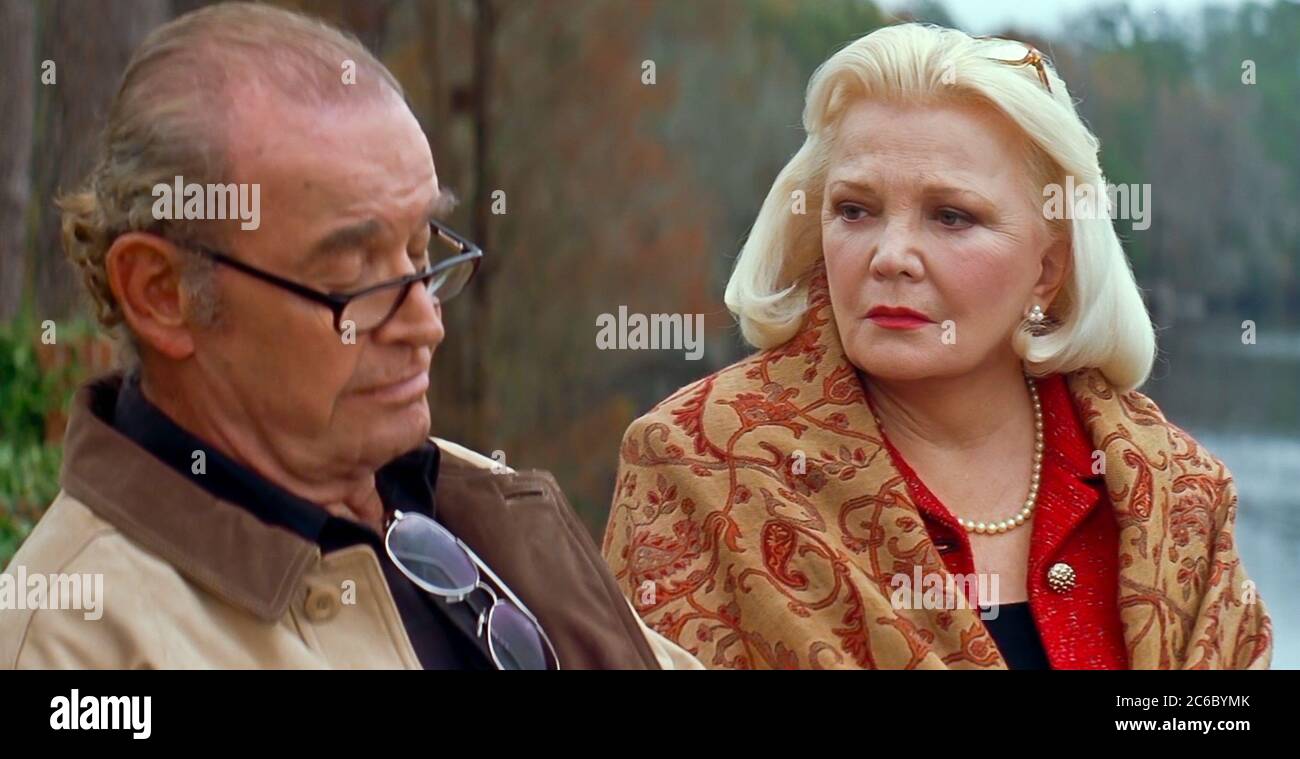 USA. Gena Rowlands and James Garner in a scene from the ©New Line Cinema  movie: The Notebook (2004). Plot: A poor yet passionate young man falls in  love with a rich young