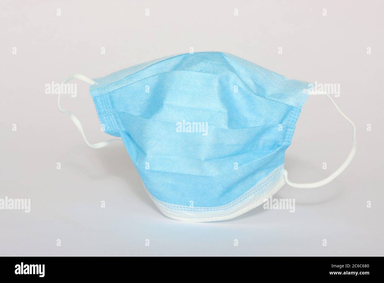 Download Disposable Face Mask High Resolution Stock Photography And Images Alamy PSD Mockup Templates