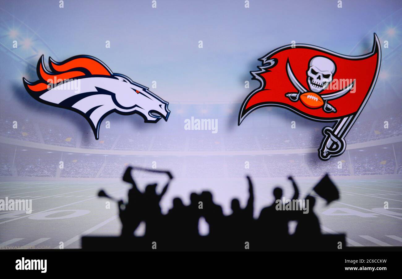 Raymond james stadium audience hi-res stock photography and images - Alamy