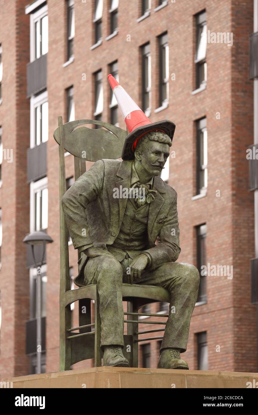 Glasgow Statue Traffic Cone High Resolution Stock Photography and