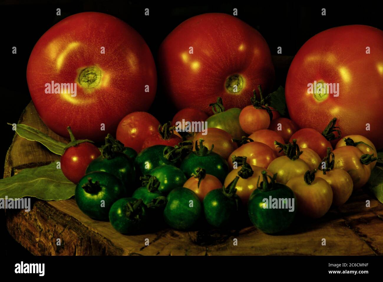 Still life of tomatoes hi-res stock photography and images - Alamy
