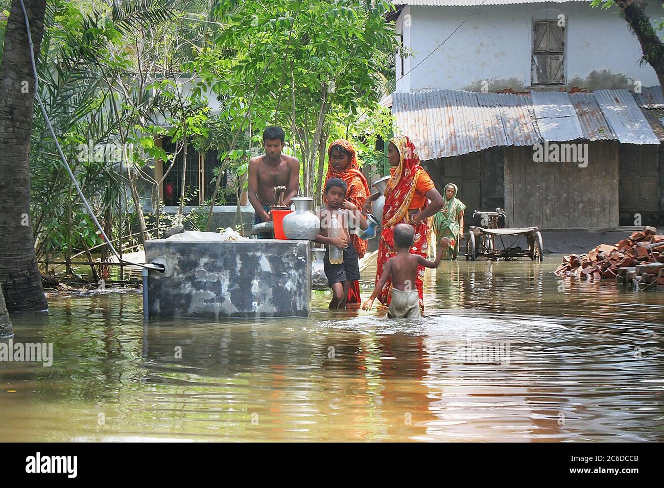 Cyclone Aila affected village at Khulna, Bangladesh Stock Photo - Alamy