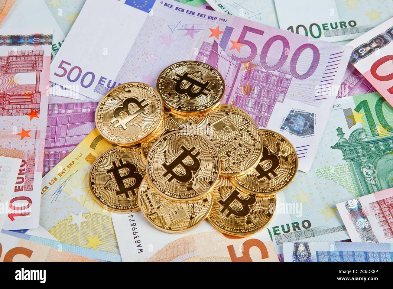 Bitcoin euros hi-res stock photography and images - Page 3 - Alamy