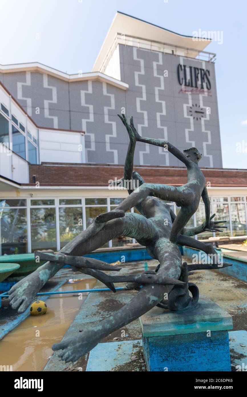 Statue, sculpture, Cliffs Pavilion, SouthendonSea, UK, July 2020