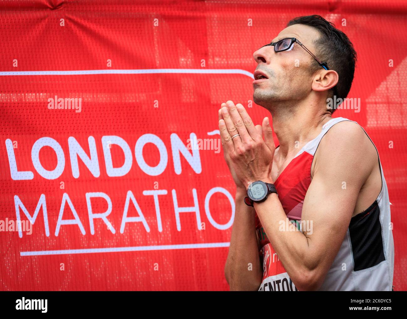 Defending champion and Paralympic champion El Amin Chentouf, Morocco