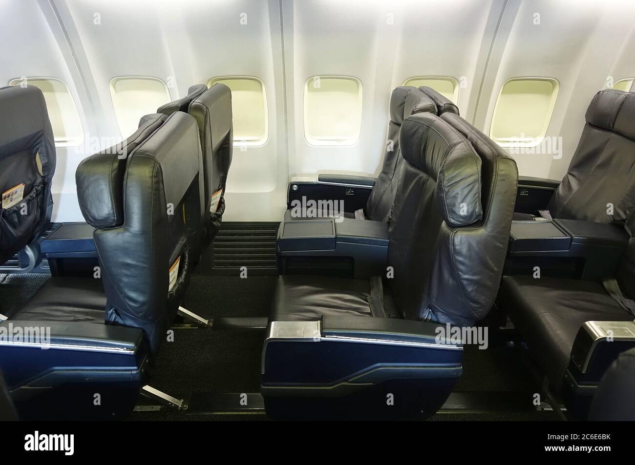 United Airlines Business Class Seating