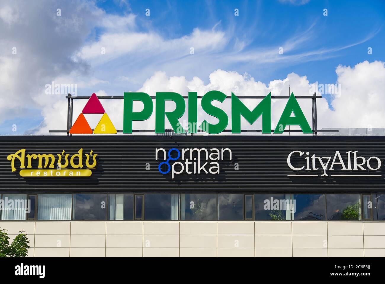 Tallinn, Estonia 08.07,2020 Prisma supermarket, outside logo. Famous family  market in scandinavia. Finnish chain of home improvement stores Stock Photo  - Alamy
