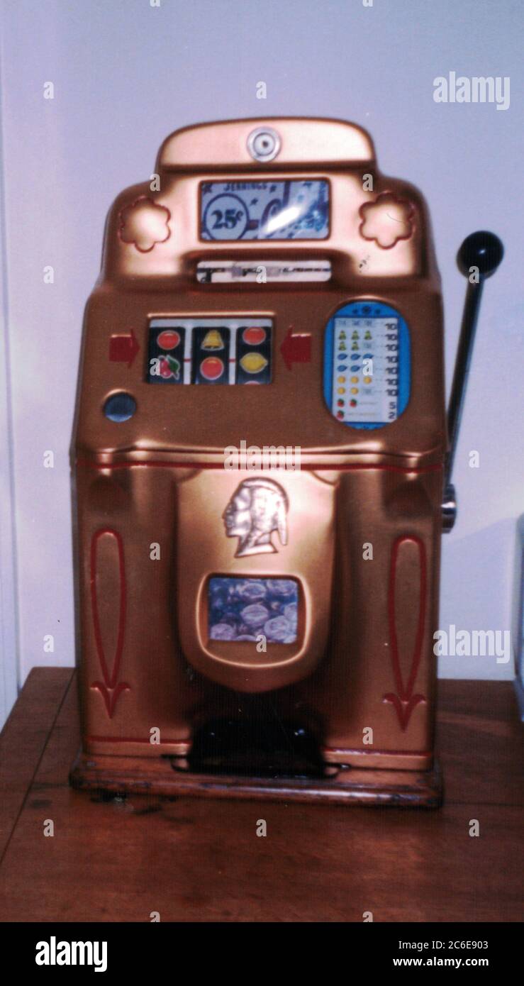 Jennings Bronze Chief Slot Machine